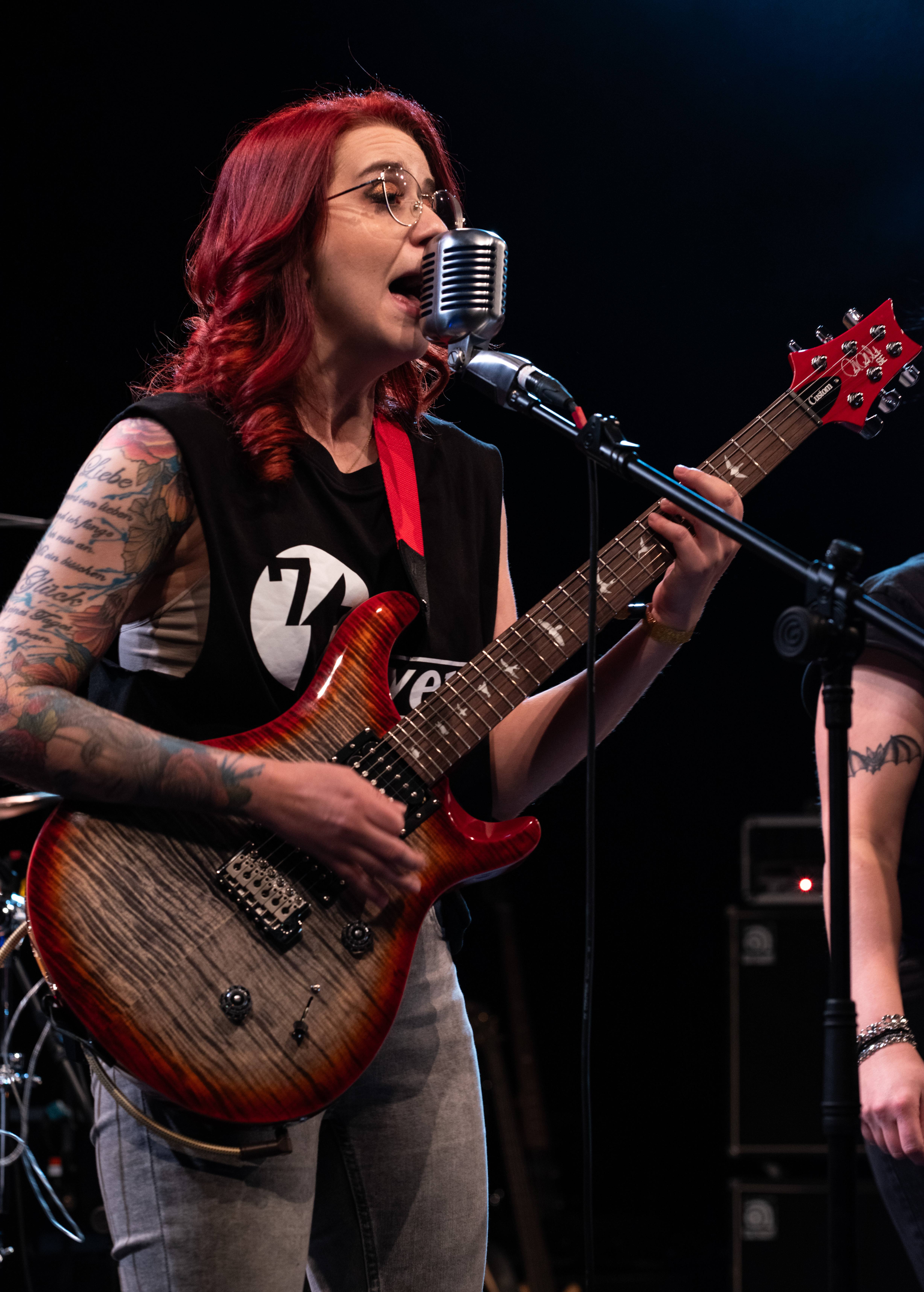 Flashback Radio Band Member